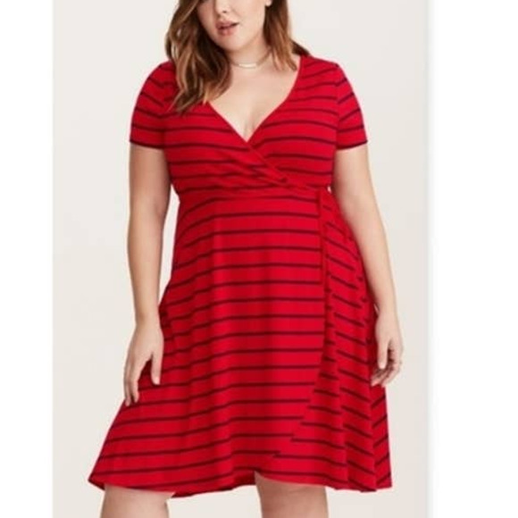 torrid Dresses & Skirts - Torrid Midi Wrap Dress Womens Size 1X Red Striped Jersey Knit Fit & Flare